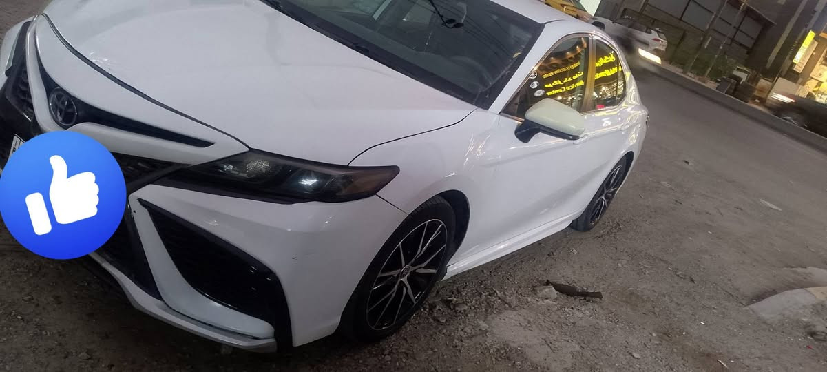 سلام عليكم كامري موديل ٢١ مواصفات عاديه سياره بدون اريباك صبغ بس  بل بنيد شويه السياره  موعوقين بعد سنه ونص اتفك راعيه موجوده وكاله عامه اسويلك رايده اب ١٧٥ مكاني نفق شرطه رقم بغداد رقمي ***********
