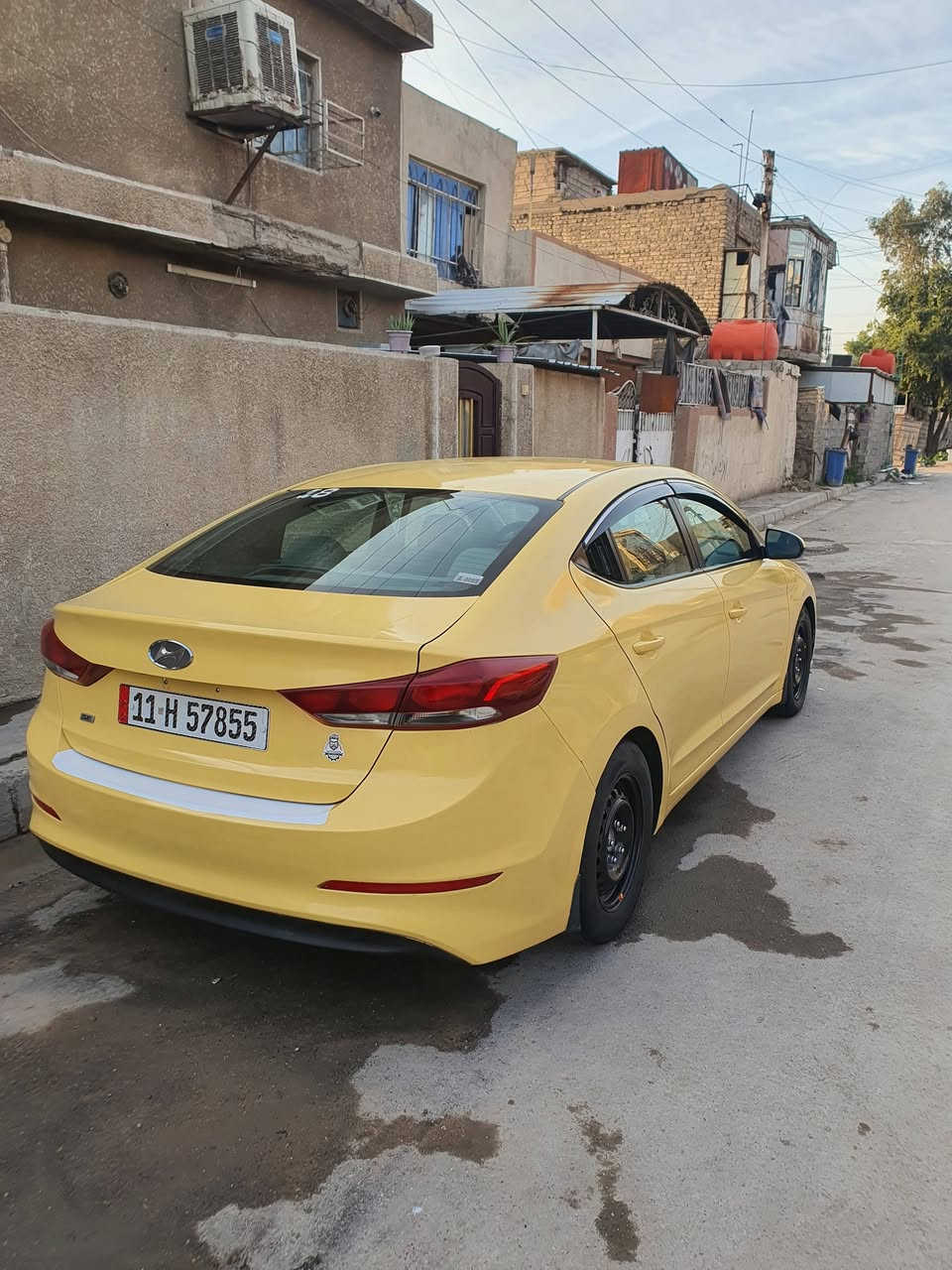 السلام عليكم النترة لبيع 
موديل 18  حادثهة مثل مواضع بصور  
كير محرك  ممفتوح  
سيارة جاهزة من كلشي نضيفة واحلئ من صور 
مواصفات عادية معروف عليهة 
السعر 135  وبيهة مجال 
بغداد ابو دشير  ***********
