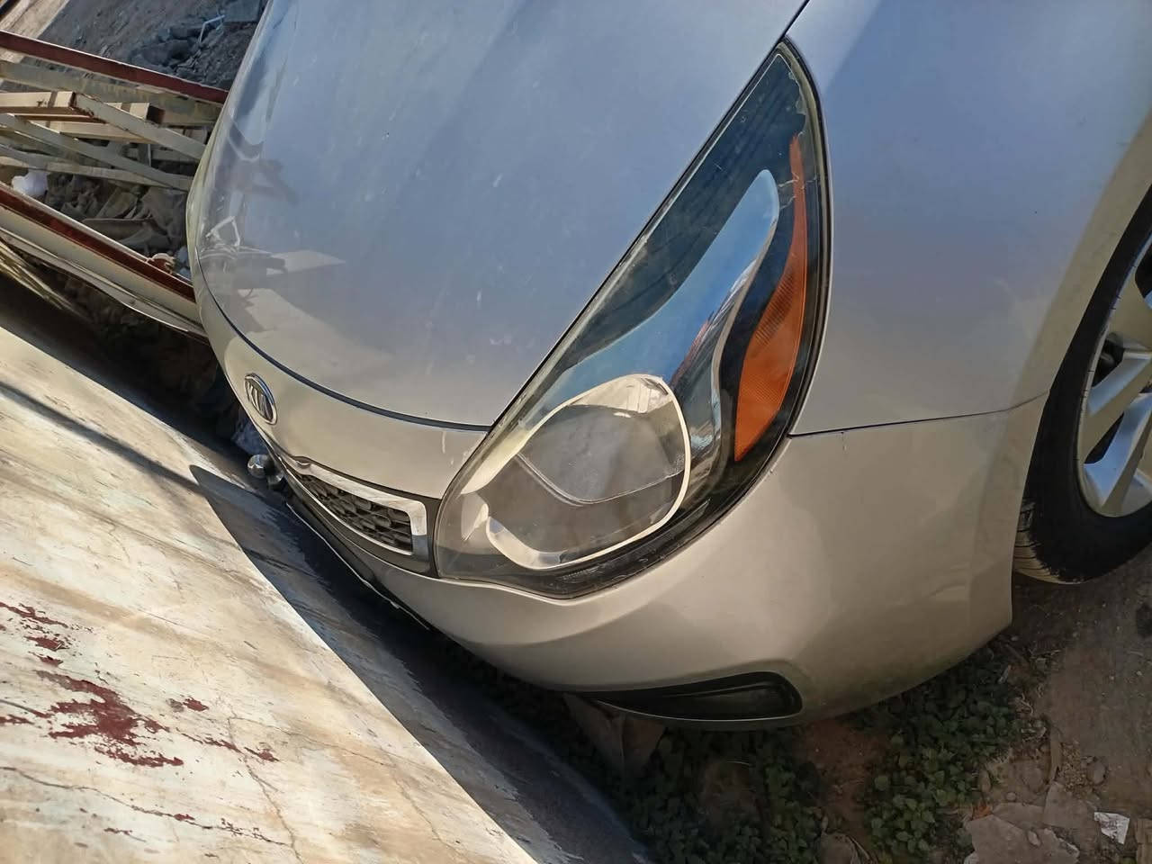 بسم الله //كيا ريو موديل 2014وارد امريكي ضرر دعاميه فقط سياره بدون ايرباك ليبل واحد ماشيه 100الف سياره جديده جدا سونار موجود السعر 95$$هاتف ***********
