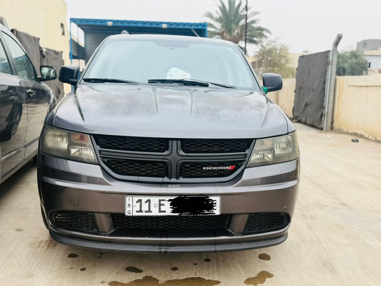 سلام عليكم 
دوج جورني أمريكي موديل 2017 
V4 مكينه 2400 
7 راكب 3 قطع تبريد 
بدون حادث حادثه تخريب موجود بلمنشور 
ماشيه 111 Mk
كفاله من تبديل بيه رشات صبغ بلبنيد وباب السايق 
كير مكينه كفاله 
بصمه شاشه جبيره حساسات خلفيه 
رقم بغداد انكليزي 
السعر 140 
***********
