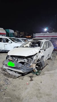 للبيع كورله كروز2024رقم بغداد تحويل مباشر سياره تعرضت الى حادث ابيع عل...