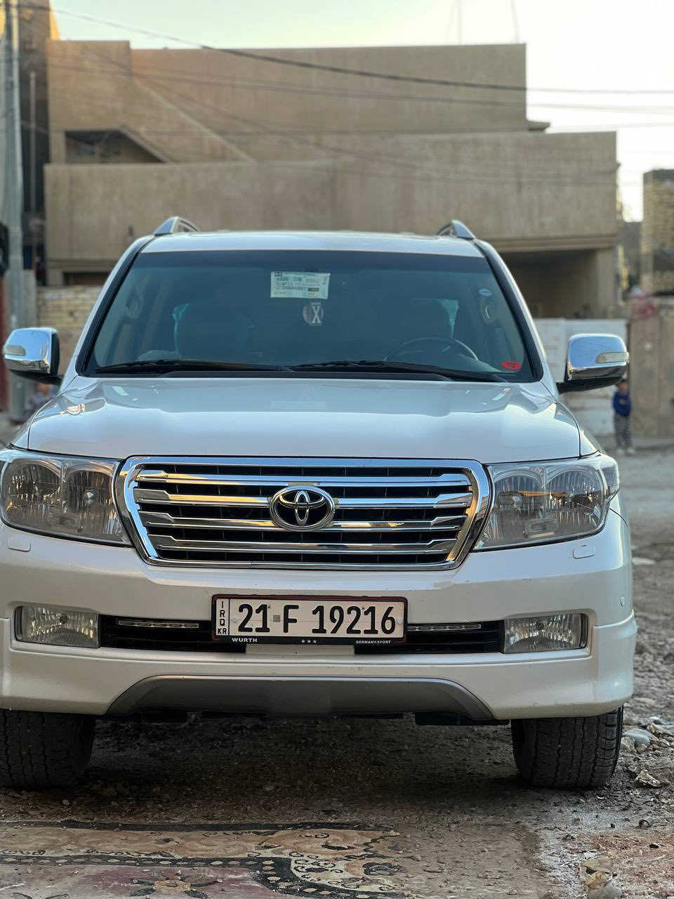 سلام عليكم 
تيوتا لاند كروز gxr v6 للبيع فقط 
موديل 2011 ستينيه 

فتحة سقف ⛅️

كشنات كهربائيه ⚡️

كشنات جلد 💫

بصمه 🫆

فول مواصفات سياره كامله 

مكاني حله السعر 315$ وبيها مجال 

للتواصل ***********
