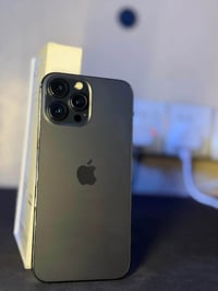 آيفون 13 برو ماكس • ٢٥٦ • بطاريه ٩٢