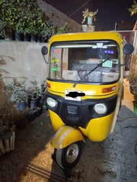 تكتك موديل 20 شهر 11 رقم وسنويه اسمي    بيها ضربه لقد وبيها جو البقلاي...