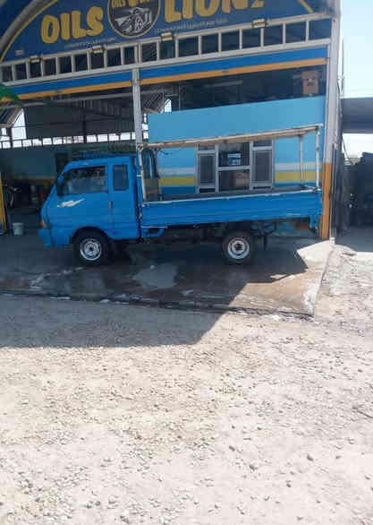 سلام عليكم كيه بنكو موديل 96  جديد مكفولة من محرك وكير واكسل وصدر وشاصي وكهربايات شغاله قماره بلاديه وتخم تاير تحويره مال فحل  سياره كلش حلوه سعر 58 وبيه مجال مكاني نجف  رقم الهاتف ***********
