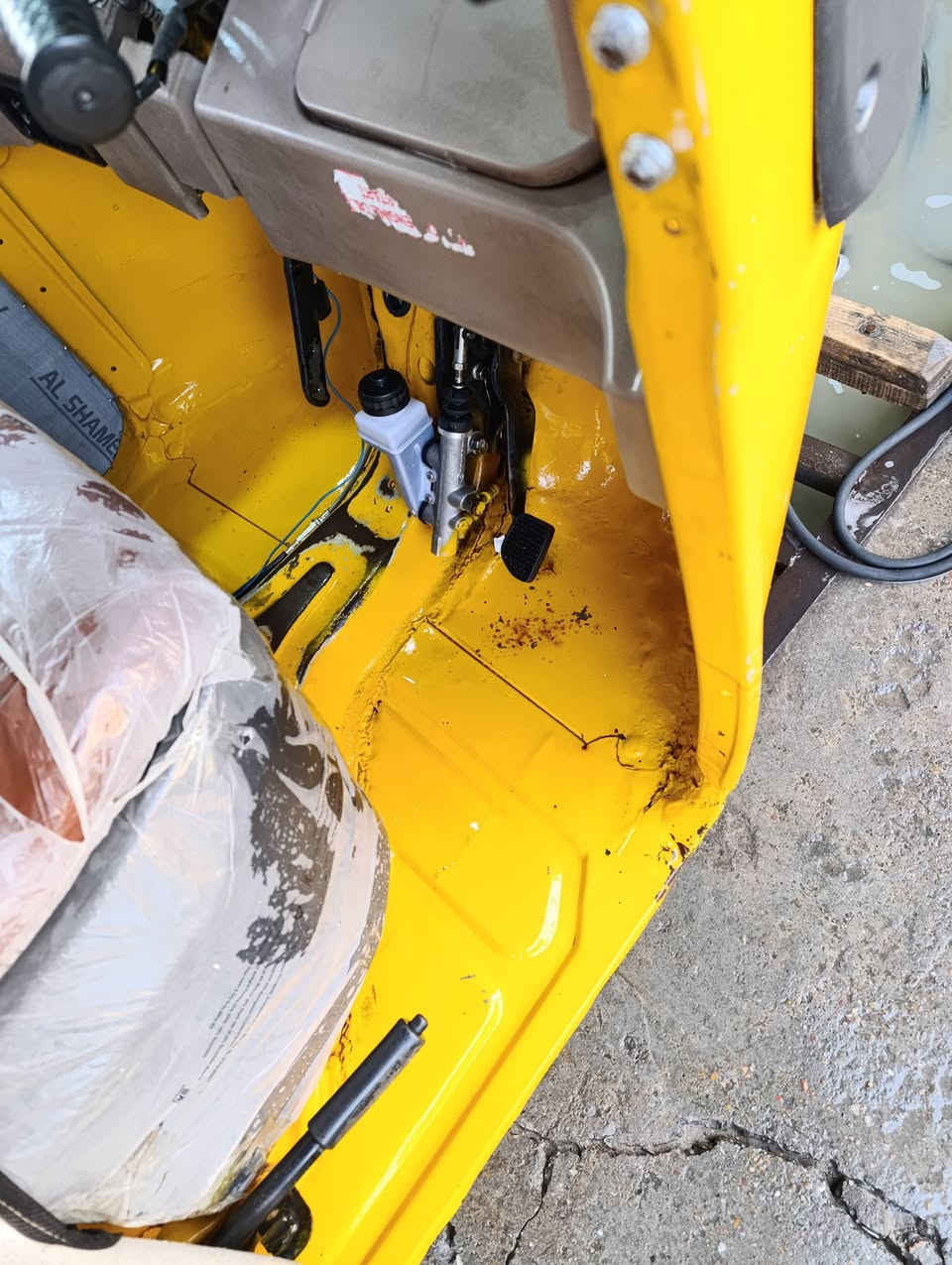 سلام عليكم عندي تكتك 2019 رقم انكليزي تحويل ثاني يوم عنواني بغداد حسينيه راشديه السعر خاص رقمي ***********
