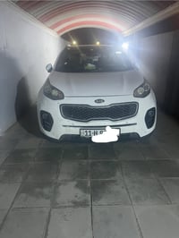 سبورتج للبيع موديل 2018 لون أبيض رقم بغداد  المواصفات فقط بانوراما سوي...