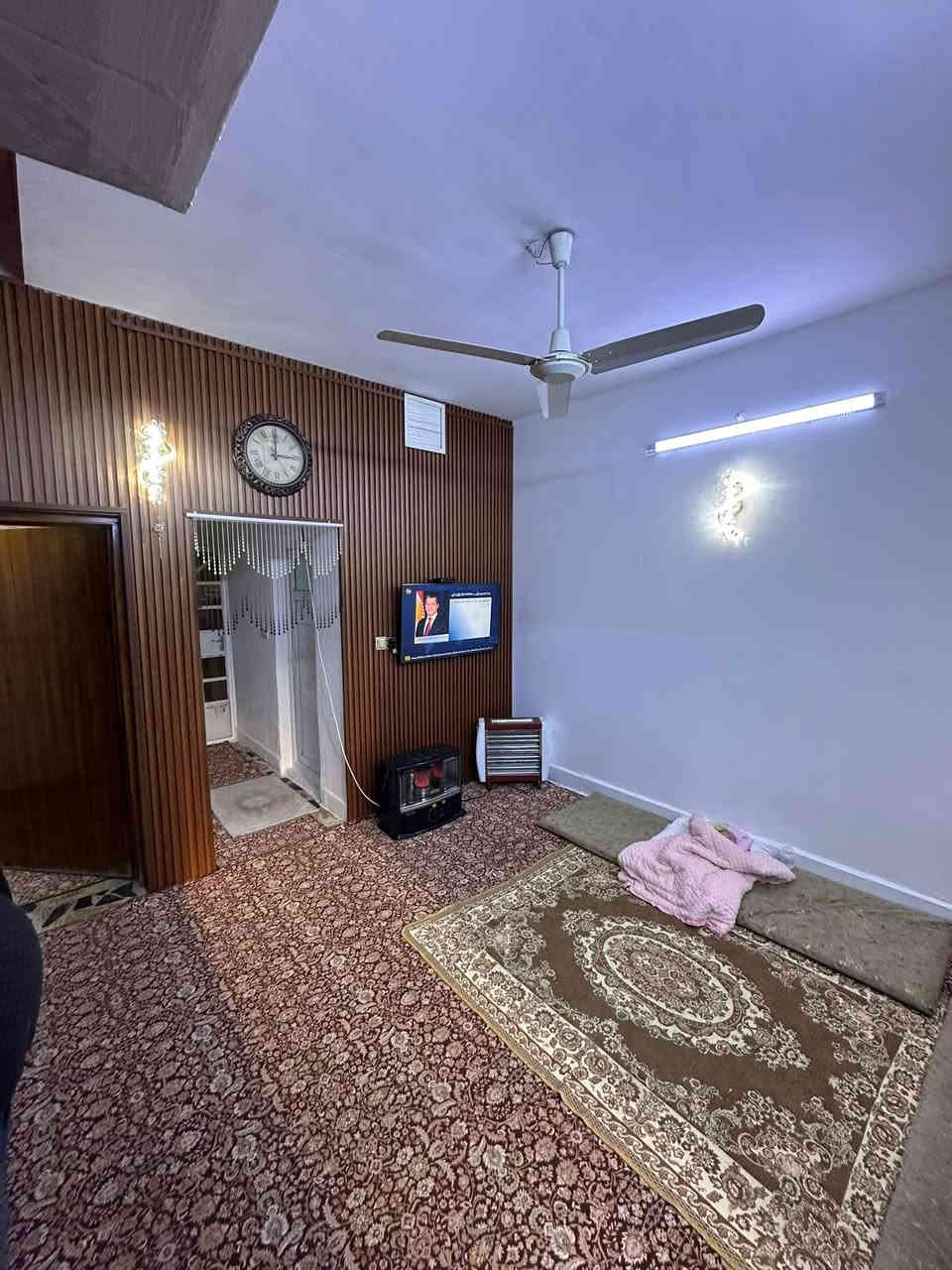 #مكتب_جوهرة_فلسطين 🏫
مشتمل بناء نظيف للبيع شارع فلسطين 

مساحه 100متر 

الواجه 6 متر  

النزال 16/66متر 

📍شارع فلسطين محله 504

لمزيد من الاستفسارا الإتصال على -الأرقام :

☎️ ***********زيدون

☎️ *********** مهندس علي

او زيارة موقع المكتب 

📍شارع فلسطين قرب فلكة مصرف الرافدين 

📝 نستقبل كافة طلباتكم وعروضكم وعلى مدار الساعة ⏱️
