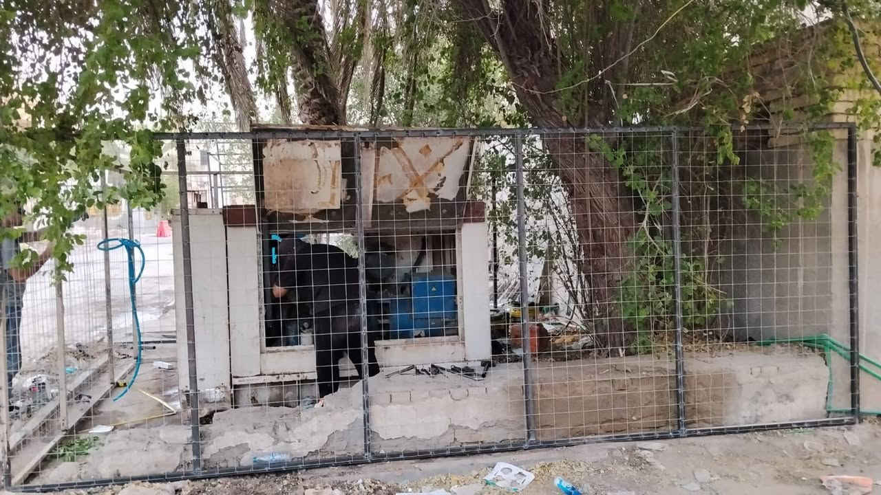 السلام عليكم
حداد متنقل أشتغل جميع انواع الحداده طباخات ميوزه فريمات مراجيح اقفاص للطيور محميات وصيانة الابواب والشبابيك وجميع انواع الحداده 
***********
ناصرية مركز
