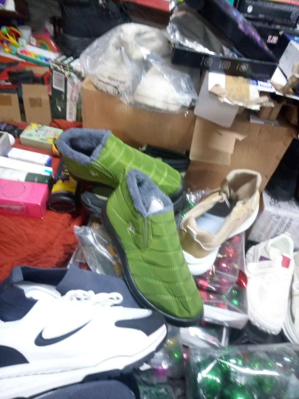 پووت و کالەی نوێ بالەی ئەوروپی بەردەستە لە پانزە هەزار تا هەشت هەزار دینار  15000.   8000 دینار

‏‎ئێستا لە کاڵای ئەوروپی ئێلا   بالەی ئەوروپی ئێلا _هەموو بابەتێکی تازەی ئەوروپی بە سیعرێکی زۆر موناسب  بەردەستە 🌹

‏‎بۆ داواکردن یان زانیاری زیاتر لەسەر کاڵاکانمان سەردانی پەیجی بالەی ئەمازۆن بکەن

‏‎یان پەیوەندی بکەن بە 
‏‎واتس ئەپ ***********

‏‎سەردانمان بکەن و چەندین کاڵای جیاواز و ناوازە ببینن✋
کاتی نان خواردن  و بانگ لە دوکان نابین 💐

لە جمعە و شەمە لەسەعات حەوتی شەو تا 11 شەو    بیەک لە یەک شەم تا پێنج شەمە لەسەعات ۹بەیانی تا ۱۱ شەو
‏‎ناونیشان👈 : سلێمانی ـ سەروەری ـ پشت بەنزین خانەی بینایی  ـ لەنێوان مزگەوتر حاجی احمد دارتاش و جەوازەکە بەرامبر درگای ئامێرسازی مروروی کۆن 

‏‎گەیاندنمان هەیە
‏‎ناو سلێمانی ٣ هەزار
‏‎هەولێر ٥ هەزار
‏‎سەرجەم ناوچەکانی تر ٥ هەزار السليمانية, العراق
