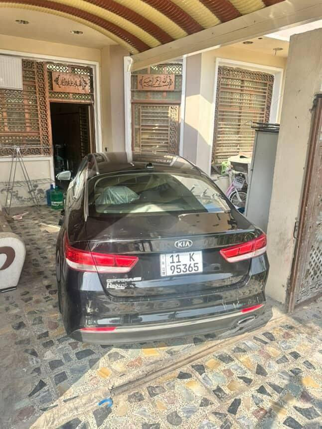 كيا اوبتما موديل 2016✈️ سياره خير من الله مكينه 2400 ما مفتوحه حادثهة جاملغ خلفي تخريب بدون ضربه سياره حلوه أو كاعده رقم الدولي الجديد تريد تحويل تريد وكاله  مكاني بغداد الزعفرانيه ***********.
السعر 120
