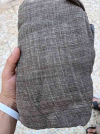 خاجيه غزل ميسان صوف طبيعي لون مثل ما واضح بصوره فقط قماش العرض ١٢٠ زوج...