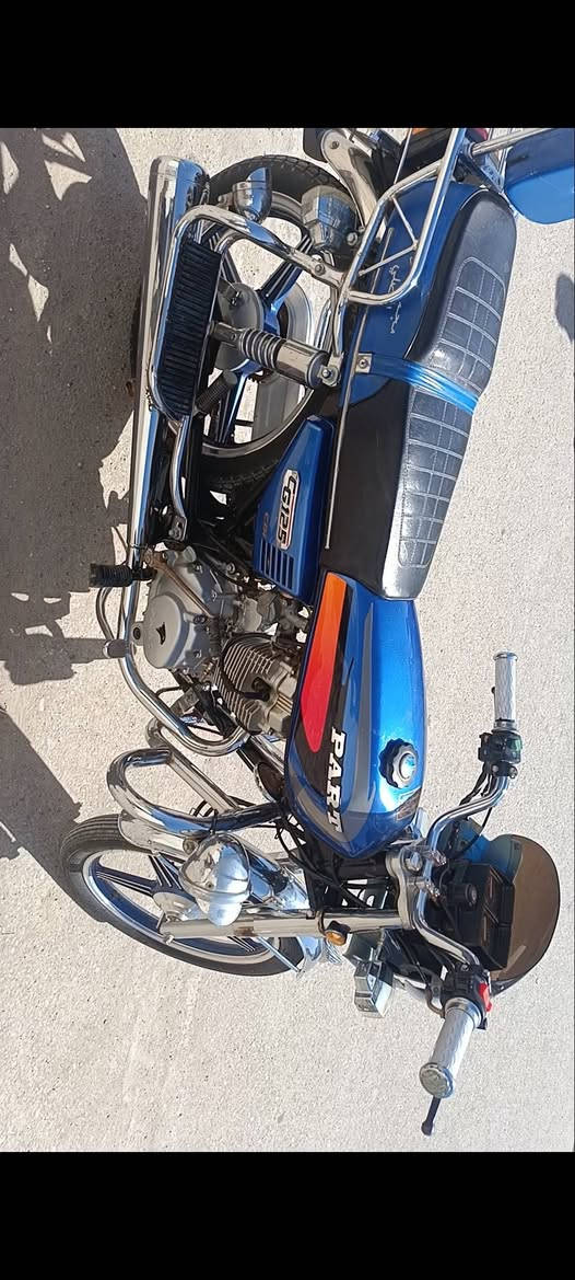 سلام عليكم دراجه بارت مدرل 2023مامفتوحه بعتي جيس مامتعوبه ماشيه قليل مرقم وسنويه رقم انكليزي السعر مليون 250وبيها مجال لحك الجيه اتصل على هذا الرقم ***********
