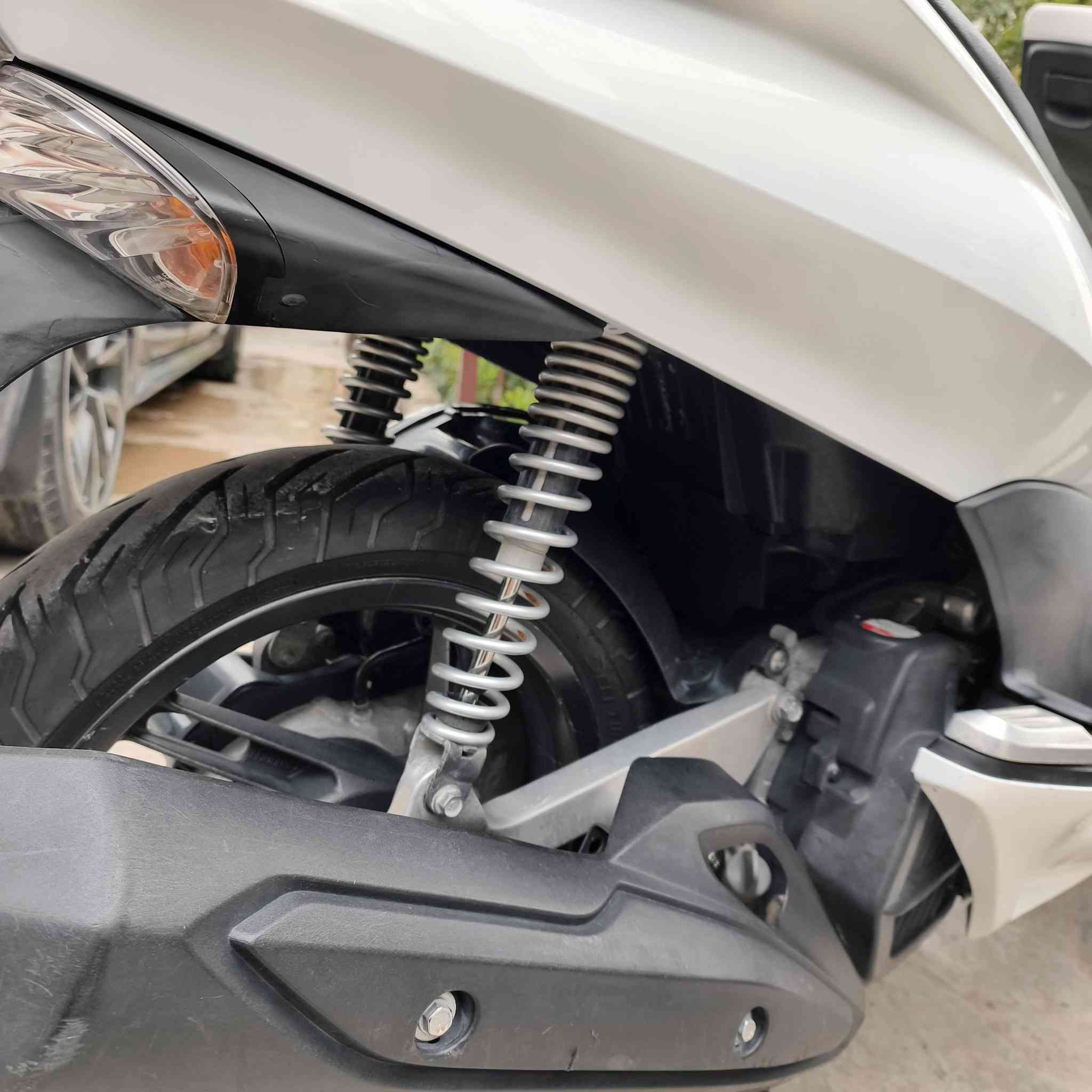 الدراجه رمبه ركززز مو مال شارع على ايدي 

مكفوله كفاله عامه من كلشي كفر ومكينه 

حساس ستاند🔥

حساس زدحام

دهن موتل اديرلها بانزين محسن دراجه خير من الله 

العنوان بغداد الحسينيه مال راشديه سعرها 13 

والي ما يعجبه السعر لا يعلق كلشي اكو بل سوك وشكرا للجميع 

رقم الهاتف***********
