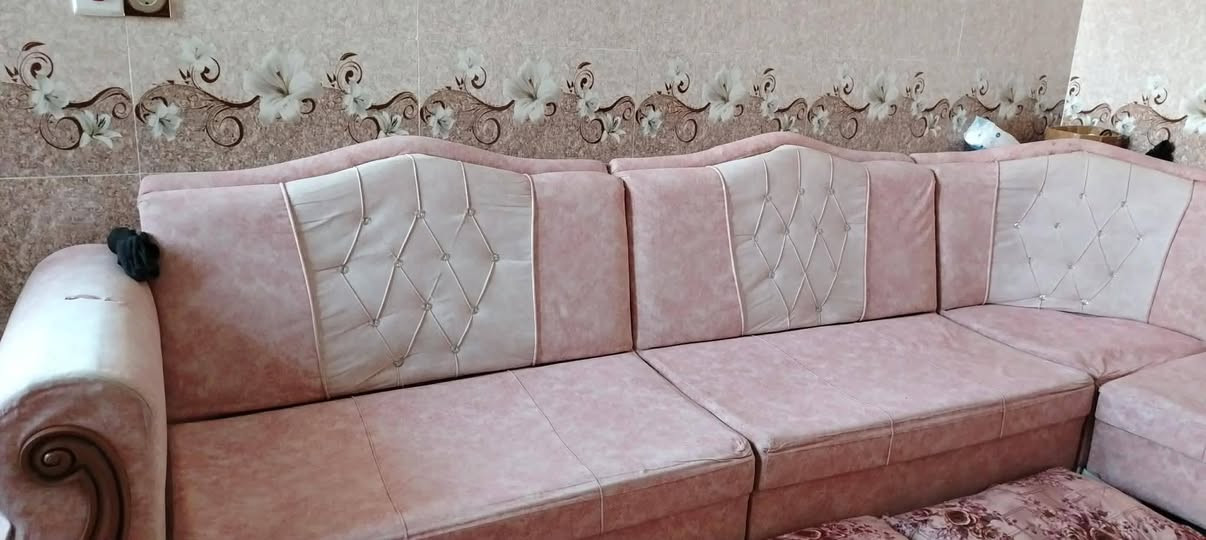 للبيع اي استفسار ع ع *********** سعرو 140 بيه مجال
