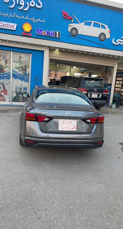 نيسان التيما موديل2019
سياره خليجي صفر شركة ميلانو 

السياره من الصفر يمي 2022 طلعته من الشركه وسياره من الصفر يمي لحد هسه

سياره كلين على وضع الشركه بيه فقط شخطين بسيط موضح بصوره

سياره كلشي بشرط الوكاله

عام2022 وكفت عليا سياره بدفترين و١٤ ورقه وموجود عقد يمي حد هسه وتعرفون هسه سوق شكد نازل وهسه عارضه السياره بسعر ميت مستحيل اكو 

بهيج سعر (خليجي)

لون نفطي

78000km

السعر150 ورقه قفل

رقم الهاتف ***********
رجاءا ماعندك معلومات عن وكاله ميلانو وسيارات خليجيه لاتعلق❤️🥰
