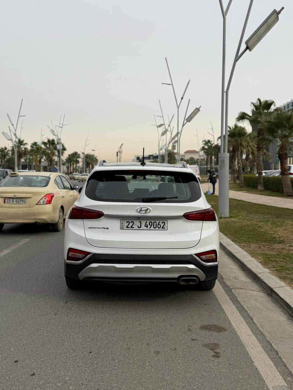 السلام عليكم 
هونداي سنتافيا 2019
خليجي
بصمه
كشنات كهرباء
3 قطع تبريد
تبريد بيانو
بكلايت لد
لد نهاري
مري شفط
4 سلندر 
داخل قرميدي
شاشه حساسات اماميه وخلفيه
وبعد بيها موصفات
بيها صبغ القماره مزلغ وحطيت  فابلون اسود فوكاها
وبيها الباب الي وره صدر بارد
سونار موضح
السياره كير محرك بلادي ممفتوح
رقم اربيل تحويل ثاني يوم
السعر 177 وبيها مجال حك الجيه
مكاني بغداد ⚠️
*********** بغداد, العراق
