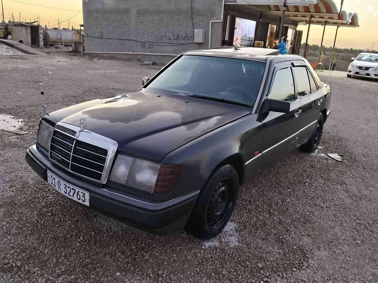 السلام عليكم شباب مارسدس دب لبيع
موديل 88محدث92
رقم بغداد بسمي مشروع وطني مداور شوكت مايعجبك سنويه ل30
مكينه وكير شرط حاويه صارلهن شهر وحت وصلهن موجود 

مكينه فيفيتي 2ونص تخم تاير جديد حداديه خير من الله 

كهربايات كلها شغاله تبريد عوزه بس غاز.  فتحه سلايت شغال سياره نضيفه نصبته حلوه وكاعده.          قواعد دبل وحده مصلحه وثانيه مابيه شي.   ولعلم سياره صورها اليوم موقبل سنه وتجي وشوف   ((مكاني دوانيه قضاء غماس ))***********.        السعر 55وبيه مجال بسيط
