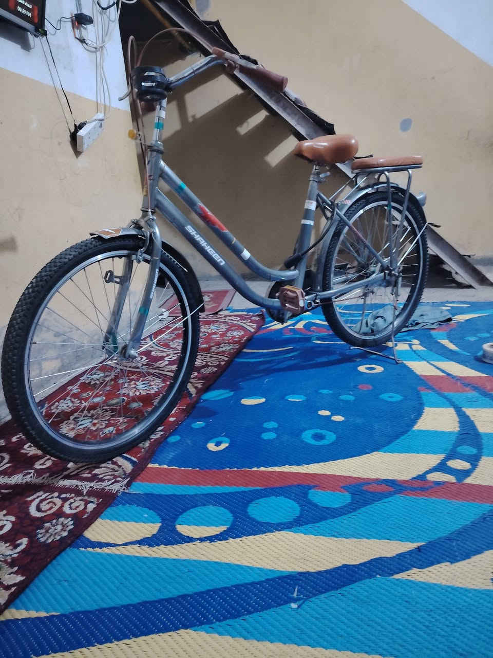 لبيع نجف السعر ٦٠ بي مجال *********** وتساب

