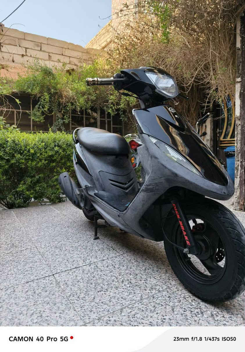 سلام عليكم دراجه ماكس عدله حاويه تابريته مابي نقص كله شغاله طالعه من معرض صارله 4 شهر دراجه جديده سعر 900  وصله موجود مكاني كربلاء قرب مستشفى كفيل 
تصال ***********
