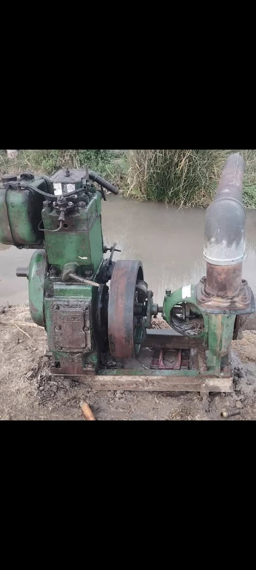 السلام عليكم ماطور للبيع ابو 5 النوعيه تاج النجوم بدون صونده الخنزيره 4ب 4 شرط الشغل  المكان ناصرية قضاء قلعه سكر السعر ب ١٧٥ وبيه مجال قليل ***********
