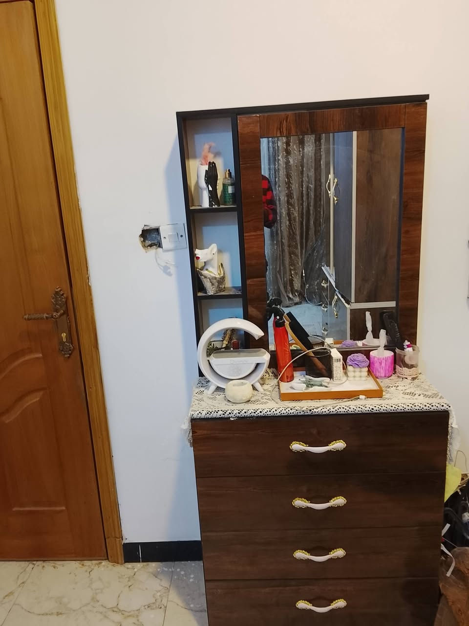 كنتور مع ميز تواليت جدد استعمال قليل 175المكان الدورة


**إذا كنت صاحب هذا الإعلان وتريد حذفه لأي سبب، رجاءا أرسل رسالة إلى الدعم الفني**