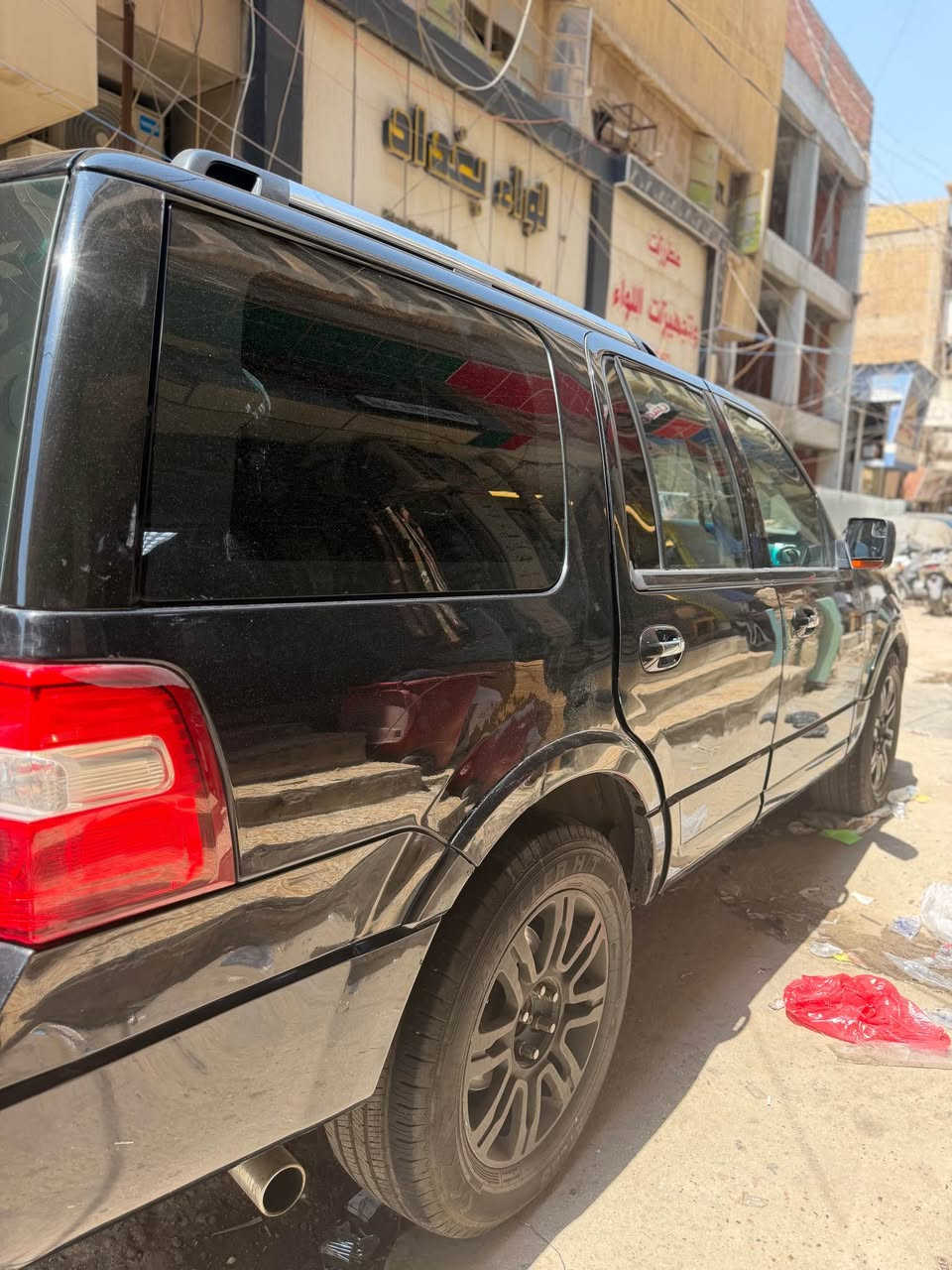 فورد اكسبدشن موديل ٢٠١٣ وارد أمريكي
حادث جاملغ وباب سايق بدون دواخل
مواصفات كشنات كلهن جلد وكهرباء وتبريد وتدفئه جنطه كهرباء سلايد روف شاشه جبيره كامره بلاد سياره مزوعه ومواصفات وجاهزة من كلشي تبريد مكينه حداديه تاير كهربائيات كله جديد 
نواقص السياره :اكو طبه صغير بالكير بالنمر الثانيه ودوسات السياره 
وملاحظه: بيها بارد هنا بالعراق جاملغ عكس السايق الخلفي وباب شويه بارد رقم جديد هزه جديد سنويه جديد بمعنى مال جناي ومصروف عليها السياره كلش هوايه 
سعر ١٢٥ وبيه مجال 
مكان السياره بغداد 
وعليها غرامه ١٤٠٠ ينزل من سعر الشراء 
٠٧٧٥٥٦٦٥٩٣ بغداد, العراق


**إذا كنت صاحب هذا الإعلان وتريد حذفه لأي سبب، رجاءا أرسل رسالة إلى الدعم الفني**
