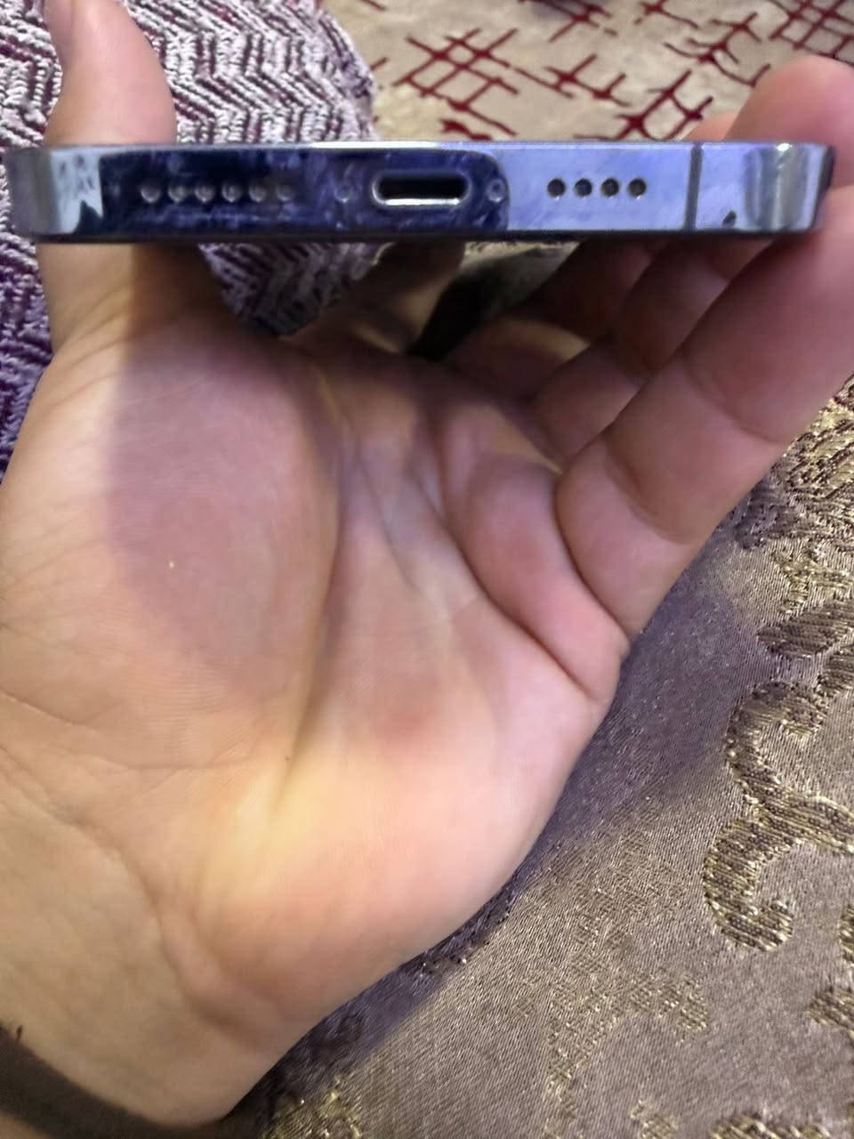 سلام عليكم
ايًفون 13 Pro Max
ذاكره 265
بطاريه85
جهاز ممفتوح تع افصح وشوف 
شرق اوسط 
ارجع وكرر جهاز ممفتوح جيب مصلح وفحص 
سعره 750 بي مجال للشراي 
العنوان المشتل 
الرقم ***********
