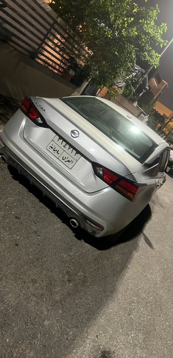 للبيع التيما***********
السعر 133 مجال بسيط 
موديل 2019 
الون سلفر 
بدون ايرباك 
رادار امامي +جانبي+خلفي
كاميرا خلفي 
تحكم ستيرن 
تثبيت سرعه 
حجر بلادي 
كشن كهرباء 
ويل SR
سبايدر صندوق 
بصمة تشغيل
بصمة أبواب
بصمة صندوق 
لايتات منضومه كامله زنون اصلي 
حداديه بشرط كله جديد 
كير محرك مكفول بشرط فحص 

سونار وصور الحادث مع تحويل وكاله ثاني يوم 
مكان السياره ديالى خانقين
