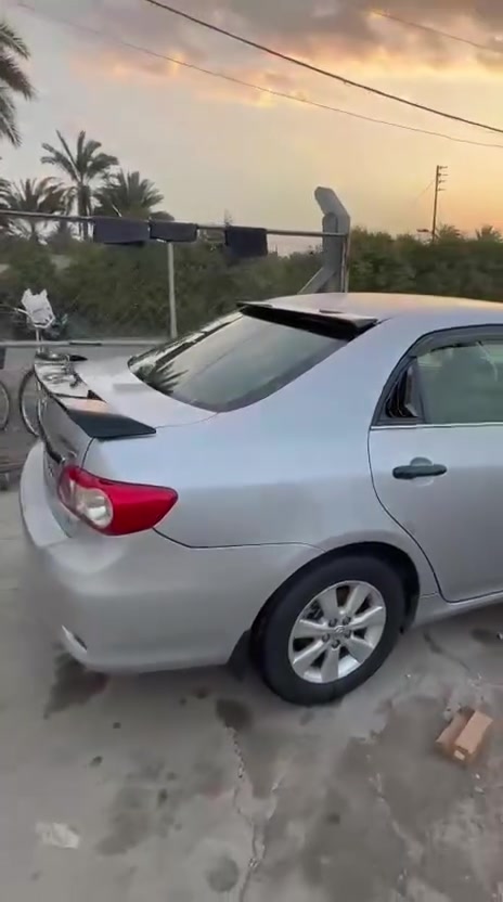 كورلا مديل 13
كير مكينه حلوات 
تبريد ثلج 
ماشيه 199
تخم تاير جديد 
صدر نضيف 
السياره بيه نص باب عكس السايق صبغ
وجاملغ امامي بي شبر بدون دواخل 
سياره نضيفه خير من الله سعرها ب120 مجال قليل للشراي مكاني ……… 
***********
***********
