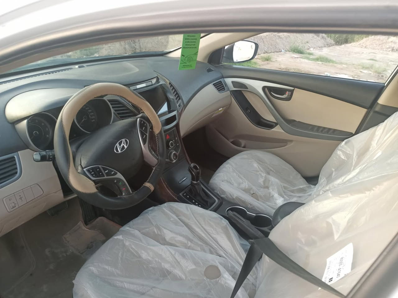 السلام عليكم
النترا 2015 خليجي
رقم بغداد مهزوزه جديد ربع ما تصرف بس ٦٠ رسوم تحويل 
 1_صدر امامي خلفي شغل جديد
2_ تايرات امامي جديد خلفي نص عمر
3_السيارة فول مواصفات عدا (البصمة)
4_محرك 2000 دوش المرغوب 
5_ كير At المرغوب 

ملاحظة : السيارة مال جناي طالعة من شركة القلم لتجارة السيارات ومعروفة سياراتهم شنو ( السعر 115 )وبيها مجال للشراي واذا مو شراي لا تعبني فدوة


**إذا كنت صاحب هذا الإعلان وتريد حذفه لأي سبب، رجاءا أرسل رسالة إلى الدعم الفني**