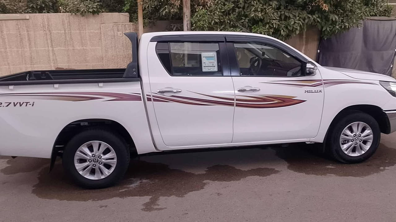 السلام عليكم  رمضان كريم 
هايلوكس كويتي 
مكفول كفاله عامه 
فول مواصفات
تبريد قطعتين
امامي ×خلفي
رقم واسط
نكليزي جاهز
تخم تاير 
حداديه جديده
محرك كير مكفولات
ماشيه 200
بسمي مداور ثاني يوم
مكان السياره ذي قار  قضاء النصر 
السعر 250$
للتواصل ***********
