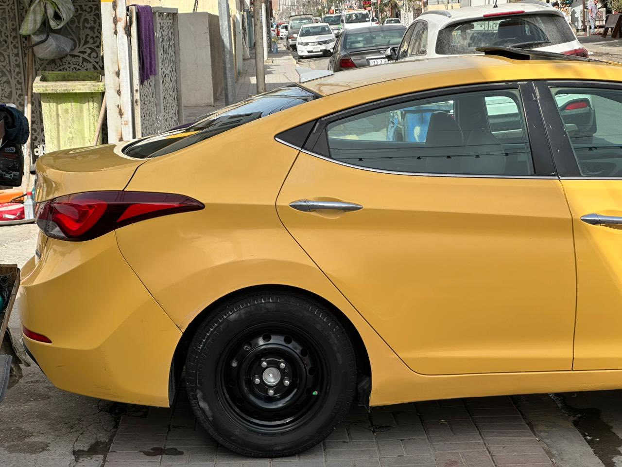 النترا 2016
فول للاخير ليمتد
فتحة
بصمه
كشنات جلد
تدفئة كشنات امامي وخلفي
شاشة كاميرا
لدات 
مدوشمه الكشنات
تخم تاير جديد
منضومه تبريد جديده
مكينه 1800 جديده
صور الحادث بالمنشور  السعر 118$ وبيها مجال قليل 
السياره حلوه ومرتبه عنواني بغداد الشعب 
***********
***********
