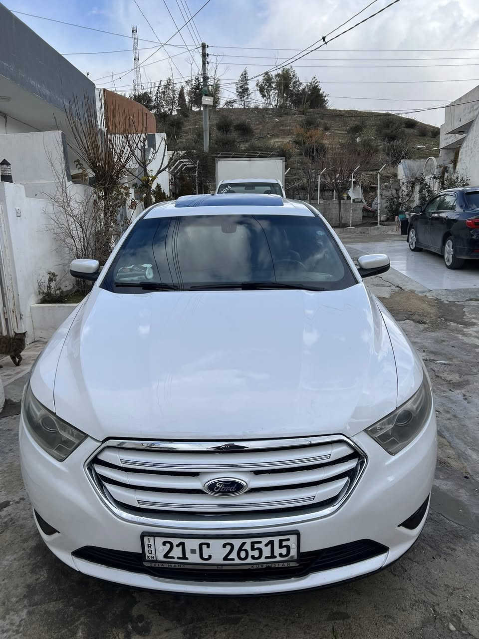 السلام عليكم
للبيع فقط فورد تورس 2013 لمتد 
كفالة عامة من الصبغ والضربة السيارة كلش جديدة ما ناقصها برغي بيهت شويه تعديل بي دي ار بالبنيد  وملاحظات حيل بسيطة شرط كير ومحرك وحدادية ماشية 74 الف فقط  فول فول مواصفات
كشنات تدفئة
كشنات كهربائي و جلد
تحكم ستيرن
تحديد سرعة
حساسات خلفية
فتحة سقف
3 شاشات 
مرايات هيتر
السيارة جاهزة هزة وسنوية كله جديد تحويل ثاني يوم
سعر 132 ومجال مكان السياره سليمانية
*********** بي واتساب
