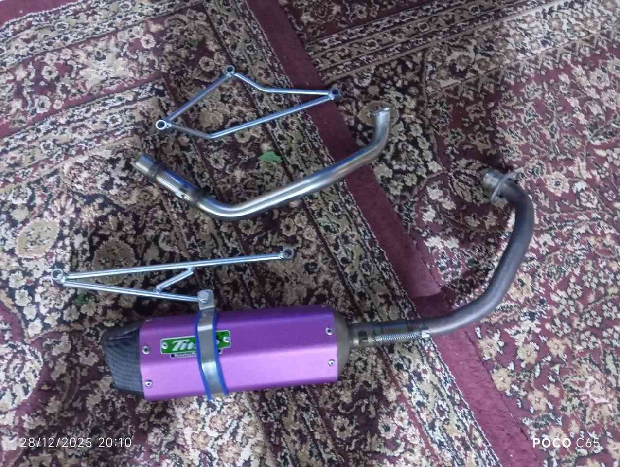 سلام وعليكم صالنصه رياظي توبو ترهم علا ل140 عام ول120 عام مستعمله كلش قليل ويجي وياه كاتم لسعر 35 مكان بصره لهارثه رقم الهاتف ***********
