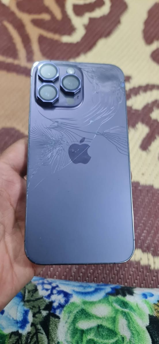 ايفون 14 برو ماكس ذاكره 256 بطاريه 79 يعني تقرا خدمه شاشه مبدل شراء اتصل ***********
