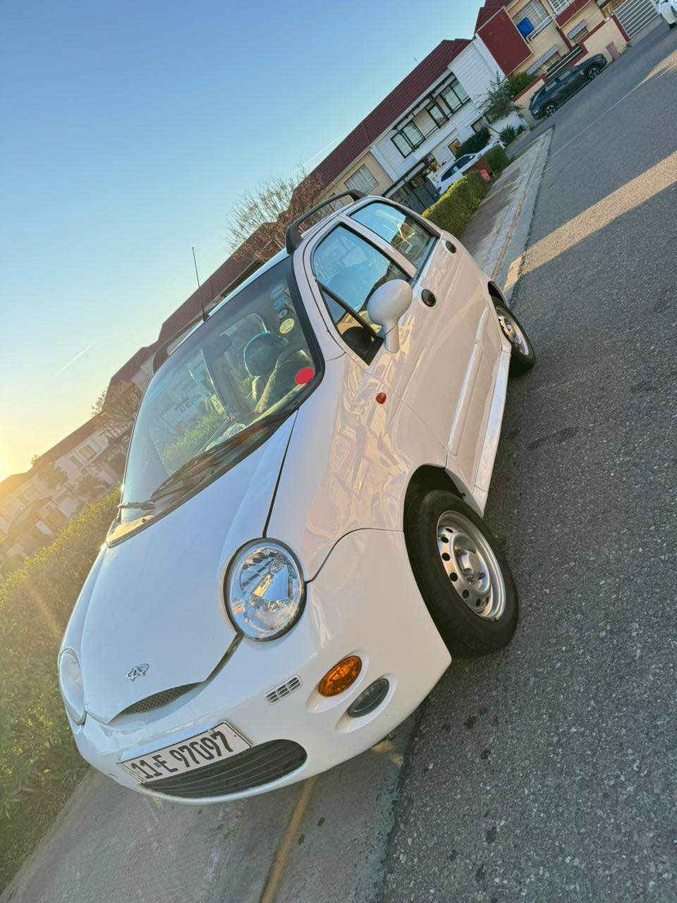 كيكيو 2013
ابيض بدون صبغ 
تبديل باب خلف سايق 
رقم مميز
مكان اربيل 
السعر قفل 36$ قفل
*********** أربيل, العراق
