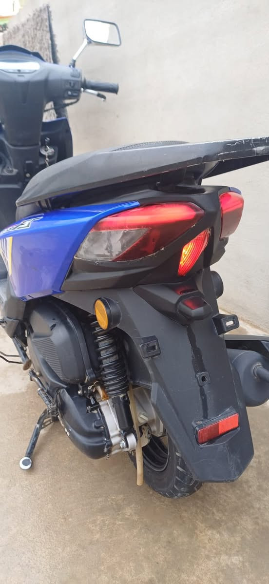 دراجه ناريه نوع ماكس اي عيب ما بي شرط موديل ٢٠٢٥ السعر ٦٠٠ الف@إشارة


**إذا كنت صاحب هذا الإعلان وتريد حذفه لأي سبب، رجاءا أرسل رسالة إلى الدعم الفني**