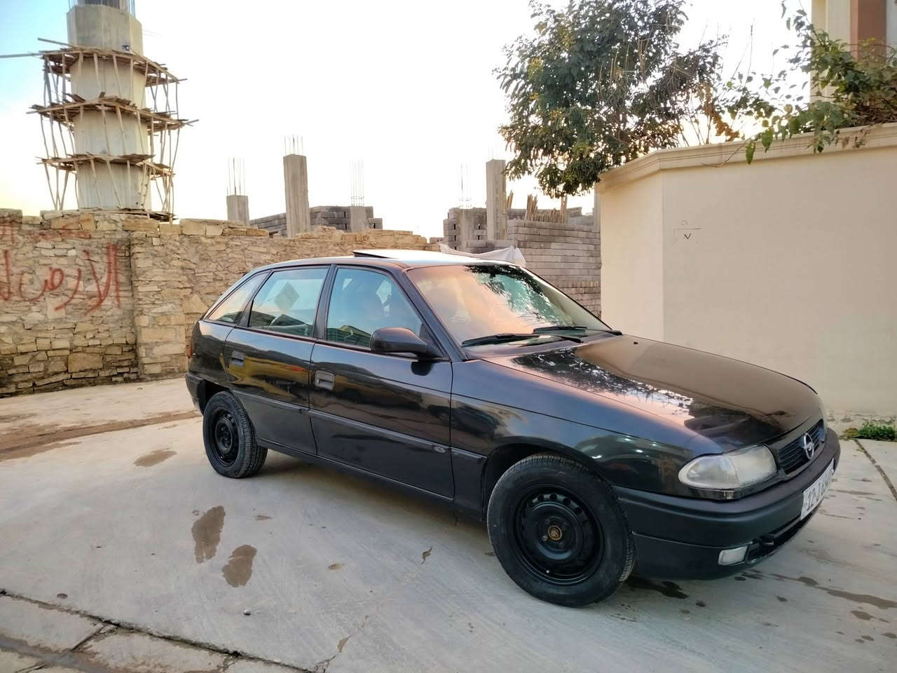 سلام عليكم اوبل استرا موديل 92 محدث 95 مكينه 16 معمر تعمير جيد قبل شهر فتحتها كير عادي شرط طخم حداديه جديده شاد اصلي طستها كلش حلوه وناعمه بريك جديد كامل فلنجات ودسكات كلها جديده الكلج مبدله كامل وناعس الكابريته جديده دوش وtps و ac كلها جديده ستيرن بور فتحه سقف صبغ عام جماليه. بدون ضربه وبدون حادث دواخل جديده شركه بطاين شركه السياره باسمي اني الشرعي ورقم نينوى مسطره الجديد كوبون بيها السياره جاهزه مناقصها شي ومابيها اي قطعه تجاري كلشي بيها جديد ومال كصات السعر 48 وبيها مجال للطيبين مكاني موصل الايسر
للتواصل (***********)   (***********)
