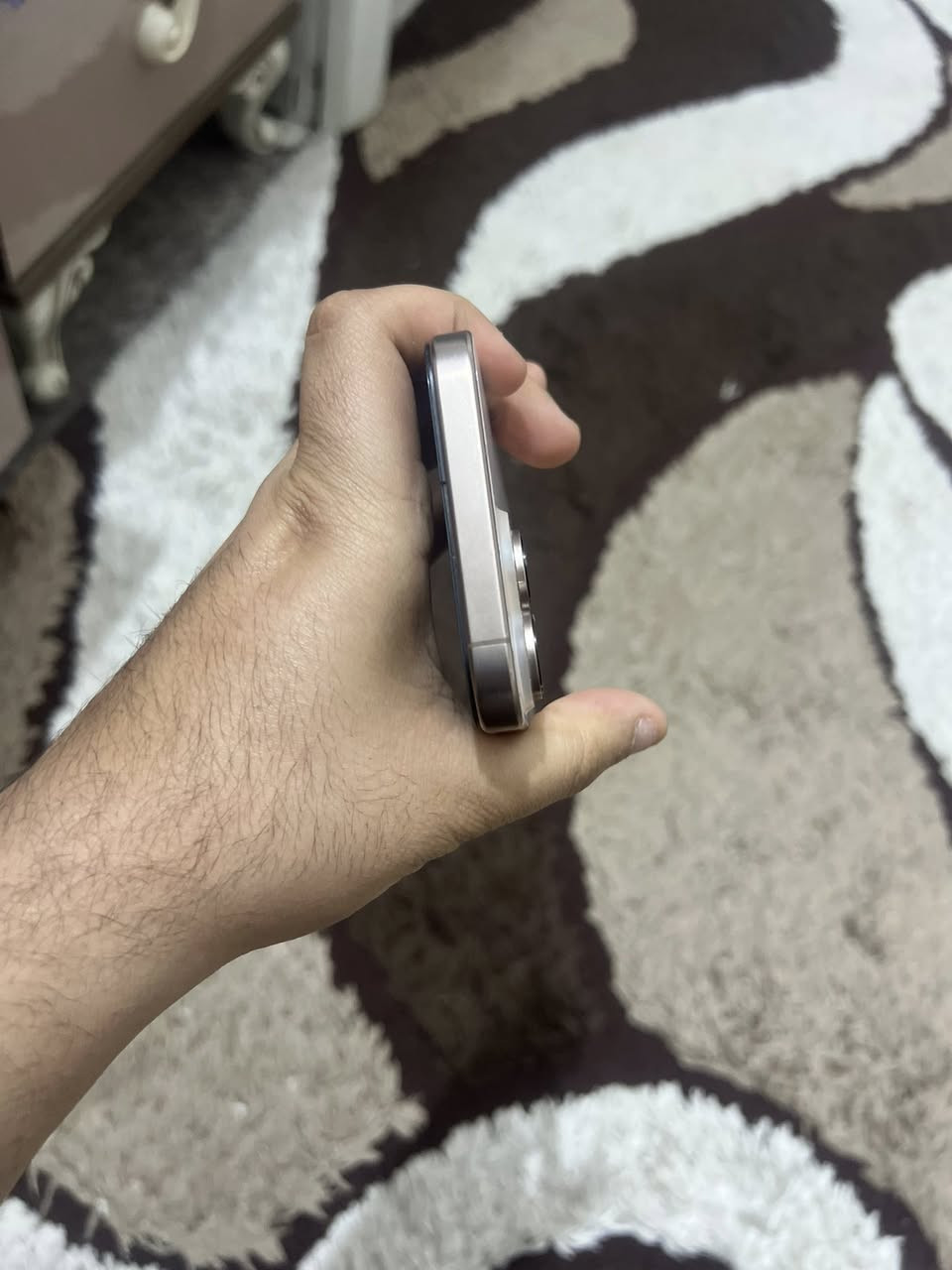 السلام عليكم
16 pro max
ديزيرت
السعر :: 825 مجال بسيط!
256 
AE/A
93 🔋
مبدل شاشه كلش حلوه 
وكامرات
السعر :: 825 بي مجال بسيط
***********
ديوانيه
