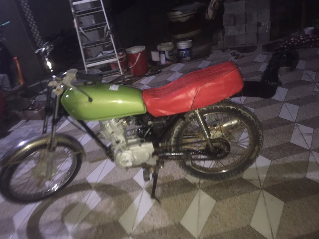 دراجه ايراني شاصي ناما ادوات مكفوله من البوكه مكينه ناما دراجه ناعمه شرط النعومه للبيع 300 بيه مجال قليل للشراي رقمي *********** مكاني بصره ابو الخصيب يم المحكمه الجديده
