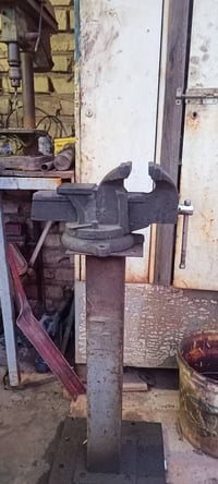 منكنه لبيع قديمه تفتح 16سانتيم  عرض فج 15سانتيم  07711808469 بي واتساب