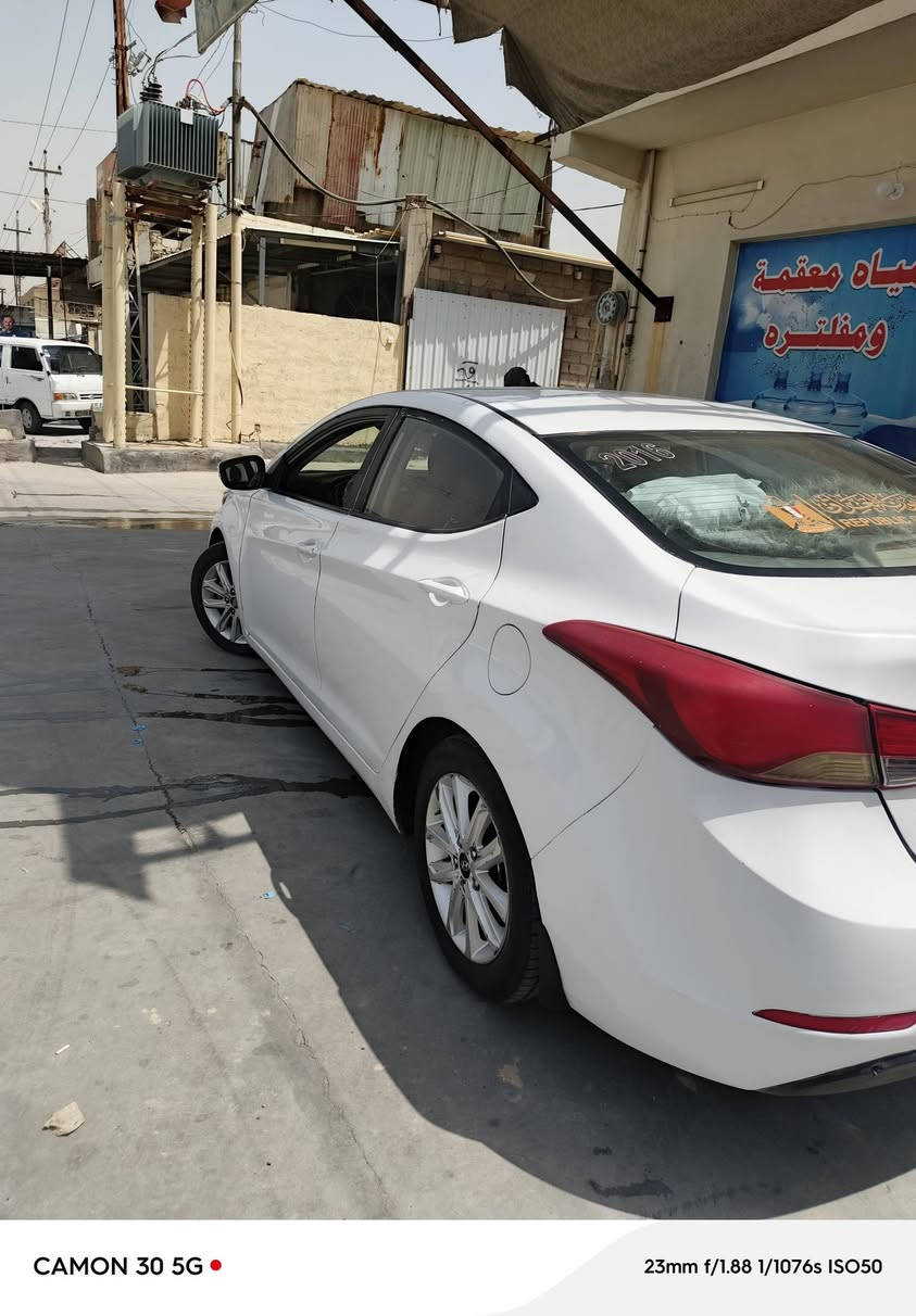 سلام عليكم النترا موديل ١٦ فول موصفات رقم بغداد سنويه جديده بسمي خليجي مصبوغه عام بدون ضربه 
للبيع سعر ٨٥ وبيهه مجال شي قليل مكاني الانبار فلوجه 

***********
