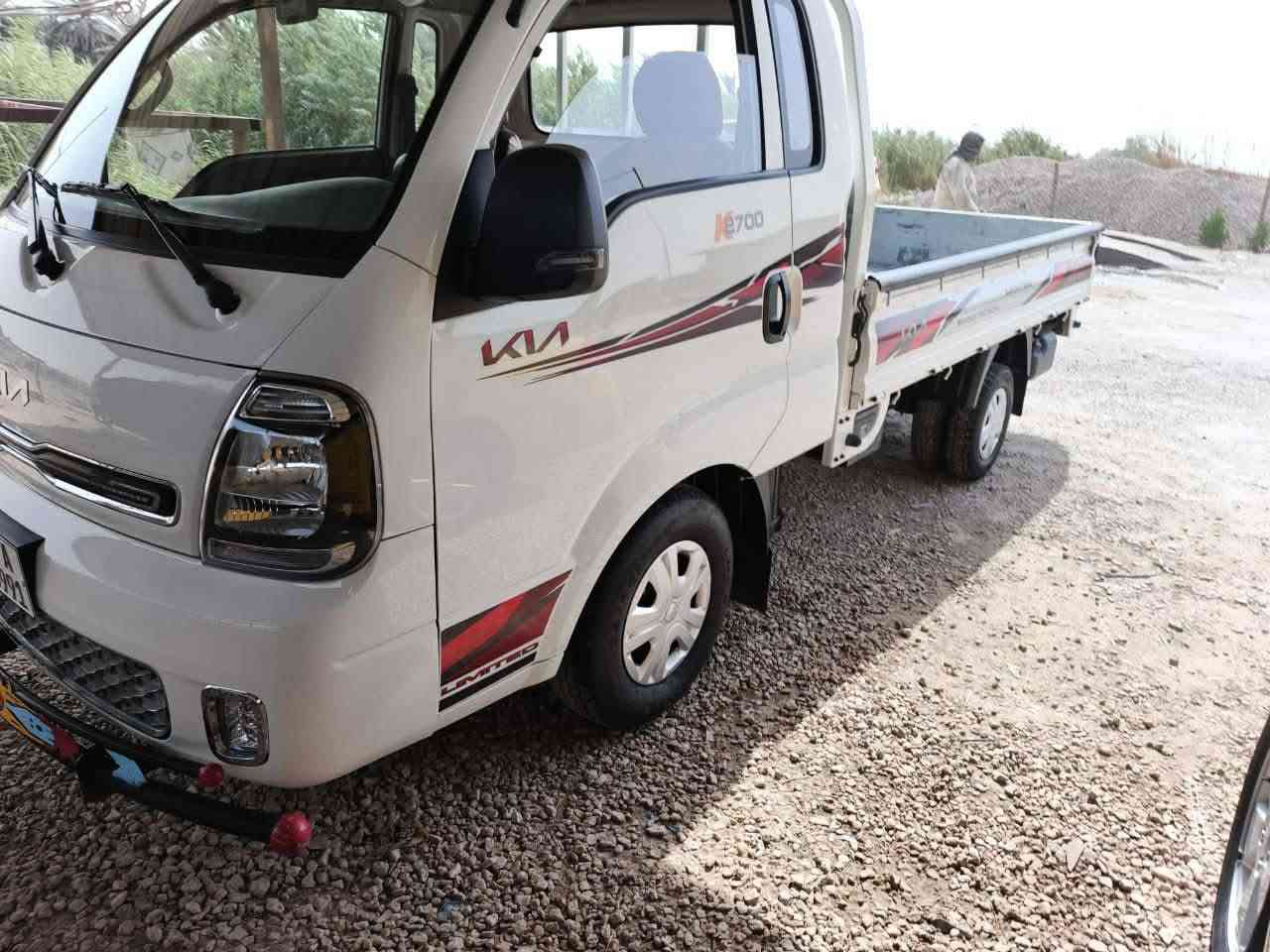 كيه نثيه مفتوح 
مديل 24
ماشيه 64
رقم قادسية 
كفاله عامه 
السعر 155
مكان لسياره ديوانيه قضاء سومر 
***********
