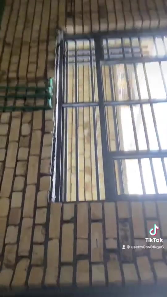 خلفه تطبيق بورسلين سيراميك كاشي ومرمر تركيب درج متفرغ حاليا ***********
