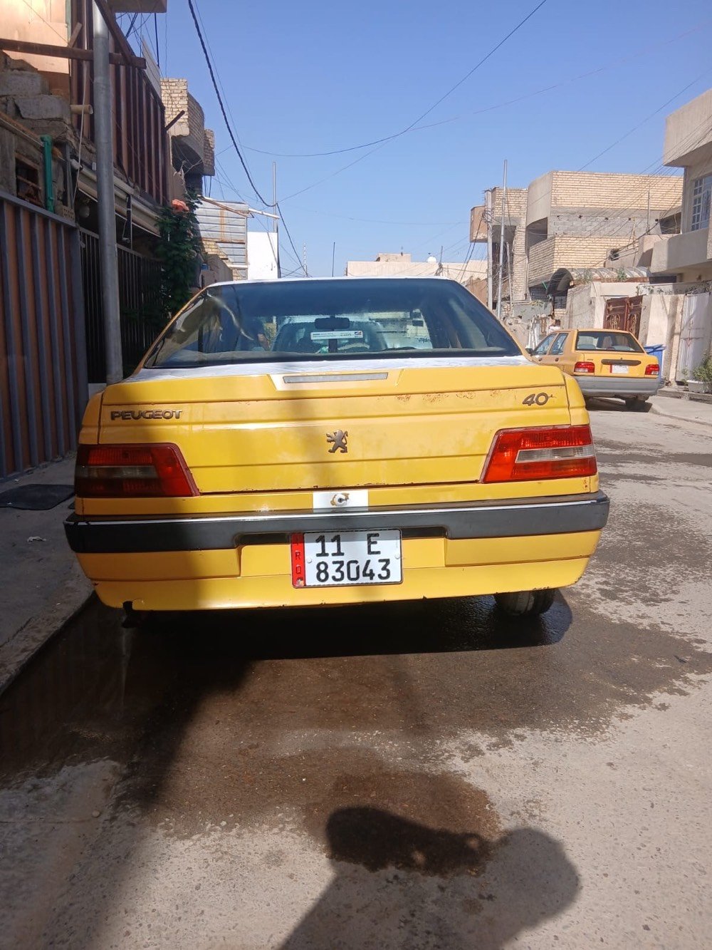 بيجو لميس موديل 2013 سعر30ورقة لمعلومات اكثر الأتصال على هذا الرقم ‭0771 017 1494‬
ممكن تذكر شنو الموديل الكامل للبيجو؟ وهل هي 405/لميز بمحرك شكد؟: 
لميس موديل2013
شنو وضع المكيف والمكينة والكير حالياً؟ بيها أي أعطال أو تحتاج صيانة؟: 
التبريد يحتاجله غاز وصوندة الفان شغال
الأوراق والتسجيل شلونها؟ السيارة جاهزة نقل ملكية أو بعده بيها إجراءات؟: 
اني صاحبها الشرعي وبأسمي على مرور الكاظمية
وين موقع السيارة بالضبط حتى يقدرون المعاينة؟ وهل السعر 30 ورقة نهائي لو قابل للتفاوض؟: 
مكان السيارة بغداد حي الجهاد السعر قابل للتفاوض