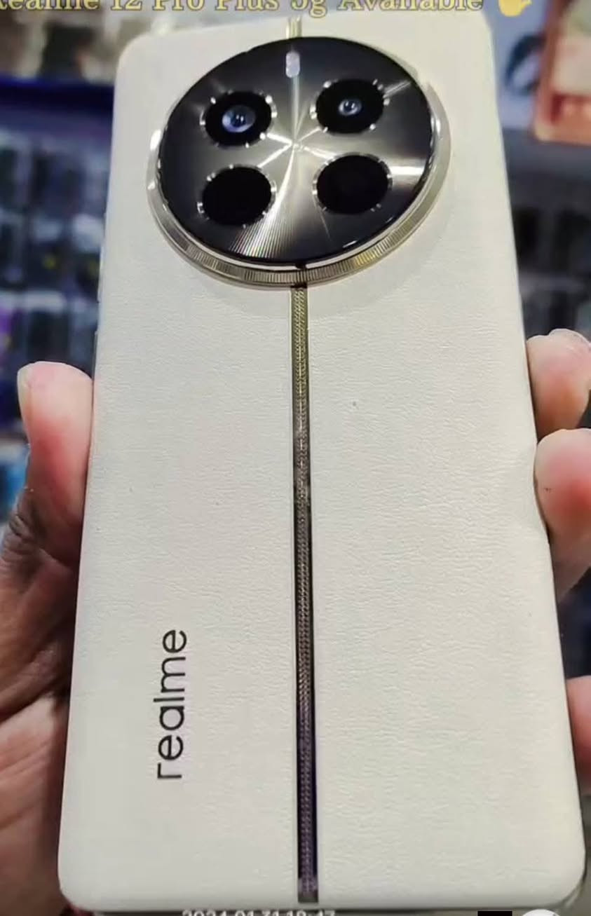 ريلمي 12 برو ذاكرة 512 جهاز نضيف 100‎%‎ جهاز كله شغال مامفتوح سعر 270 الف مكاني النجف.. ‏‪***********‬‏
