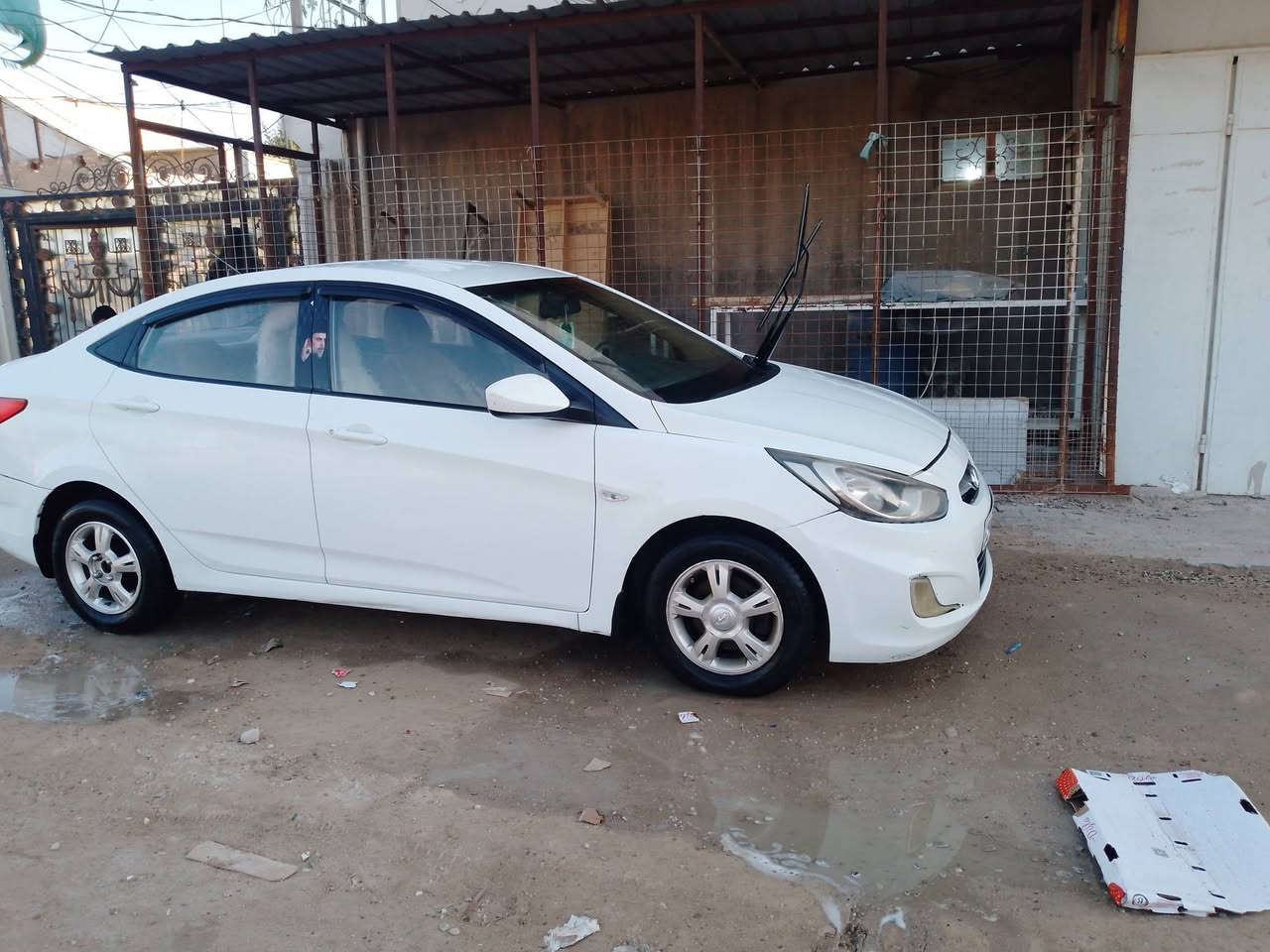 سلام عليكم اكسنت خليجي لبيع مديل2014 السياره جاهزه مكينه 1600 قطرتين وحلوه رقم نكليزي كربلاء بسمي سنويه ل30 سياره بيه قطعتين بس السعر 100مع مجال 
الاستفسار ***********
***********
