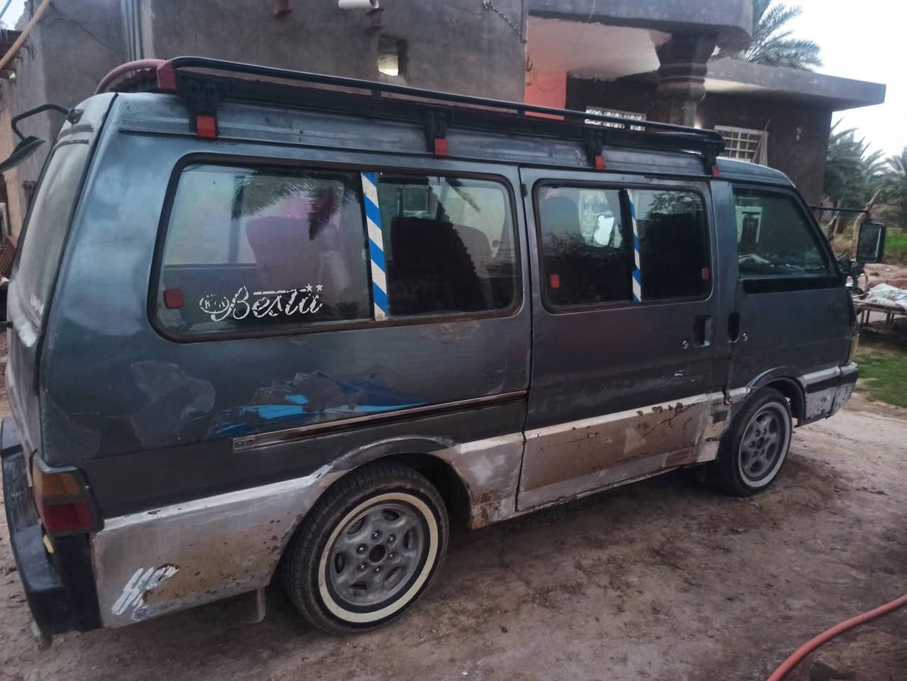 كيه بسته مديل 93 مكفوله رقم بابل احمر 
السعر 30وبيه مجال الشراي مكان حله قرب شركت رنا 
الهاتف *********** او مروس بفتون من مديل 8الى 10
