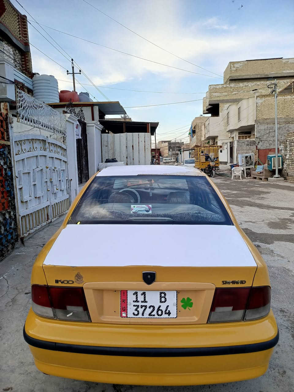 سمند 2011 بأسمي رقم نكليزي تحويل مباشر سيارة نعمه م̷ـــِْن لله برغي ممخلي بيهه نقص نضافة شوفة العين كير ومكينة خير م̷ـــِْن لله لاتنقيص ولا تبخير تخم تاير خط ابيض قبل شهر مشدود تبريد شاشه دوشمه جديد مصفرة هيئة وغرامات بيهه  صبغ الجاملغ خلف السايق فقط وتكحيلات بسيطة معروضه 33 وبيهه مجال قليل المكان بغداد البلديات تقاطع الكهرباء ***********
